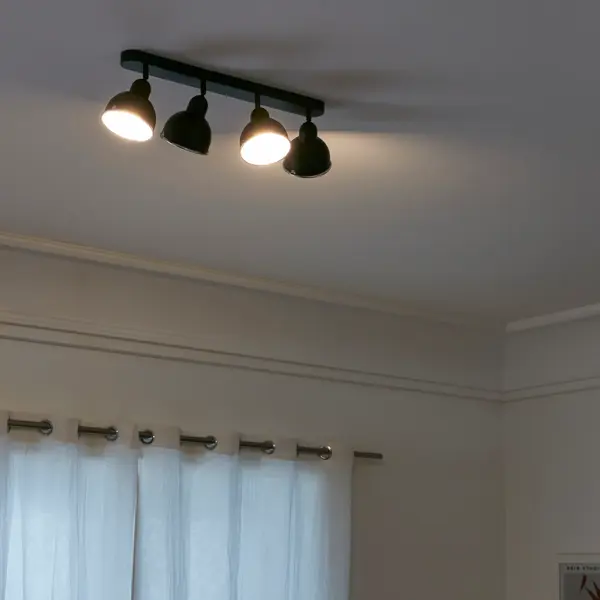 Спот поворотный Inspire Farell 4 лампы E14 3 м² цвет черный