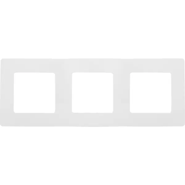 Рамка для розеток и выключателей Legrand Etika 3 поста цвет белый