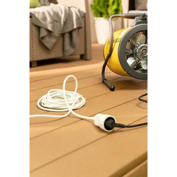 Удлинитель-шнур 1 розетка с заземлением 3x1.5 мм 10 м цвет белый