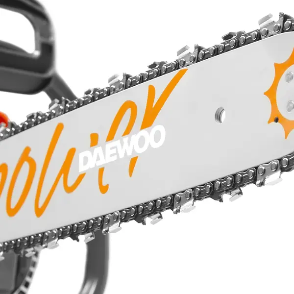 Пила бензиновая Daewoo DACS5820XT 4.5 л.с. 50 см