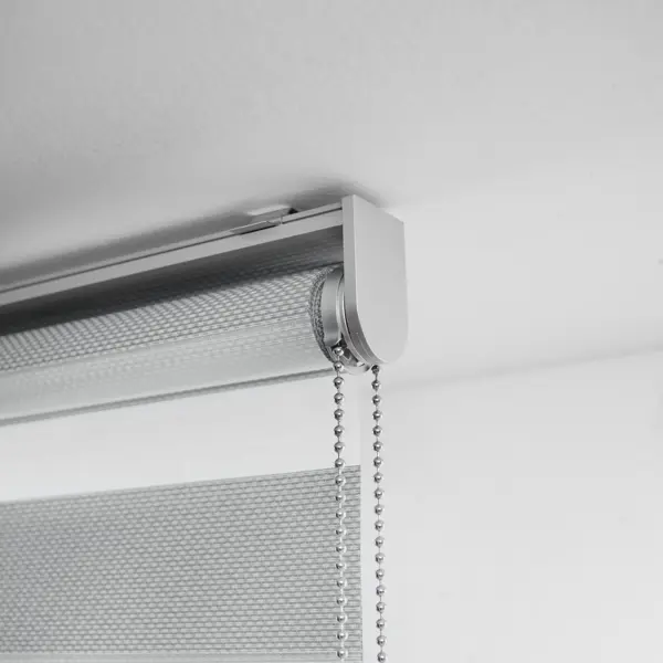 Штора рулонная день-ночь KREAFORTA Novosiberia 140x230 см серая